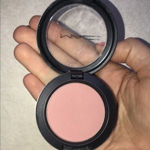 MAC Blush- Blushbaby